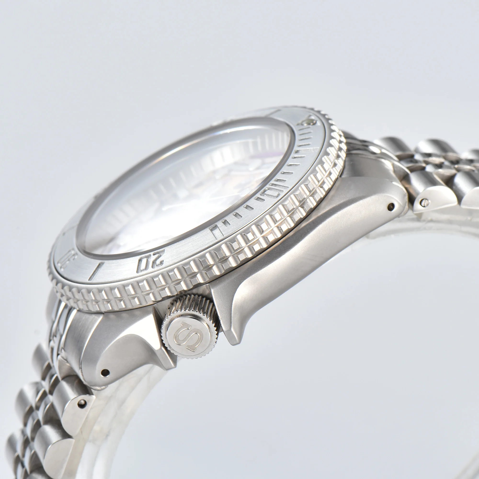 Orologio da uomo 42mm SKX007 Orologio con vetro zaffiro Orologio impermeabile Movimento automatico Orologio meccanico Orologio con movimento NH36