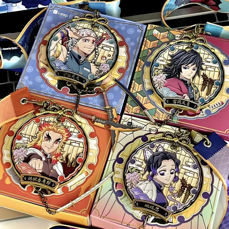 

Подлинная медаль для счетов с тенями и лезвием убийцы демонов ‌ Tomioka Giyuu аниме фигурка периферийные устройства Kochou Shinobu украшение Рождественский подарок