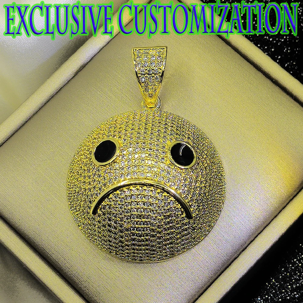 Customized hip-hop trendy brand decorative necklace with diamond cartoon smiley face pendant, luxurious 18K premium gilded