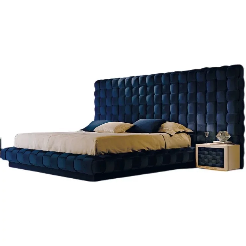 

King size master bedroom modern light luxury bedroom double bed