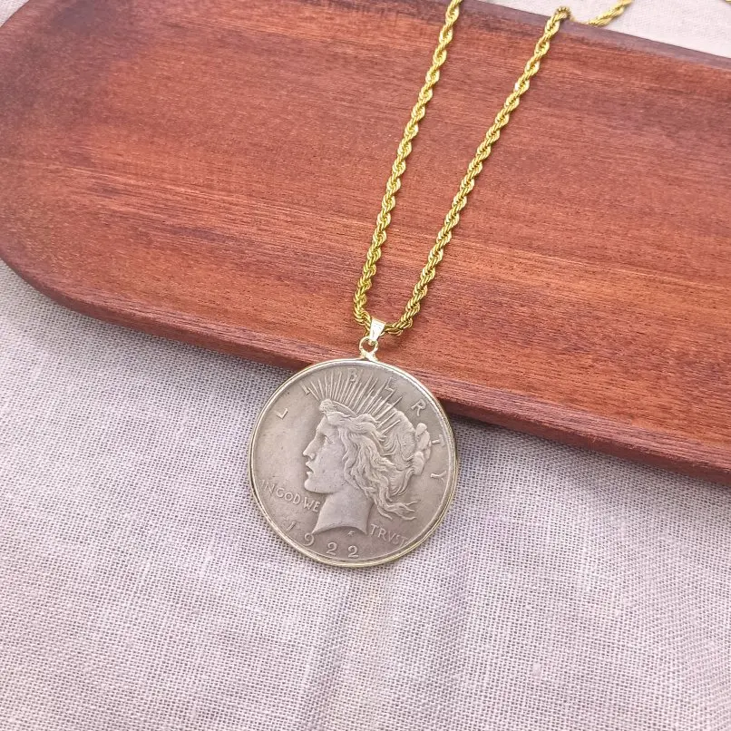1Pcs Circle Statue Of Liberty Round Coin Shape Copper Necklace Gold Color  18inch Jewelry Special Gift For Women