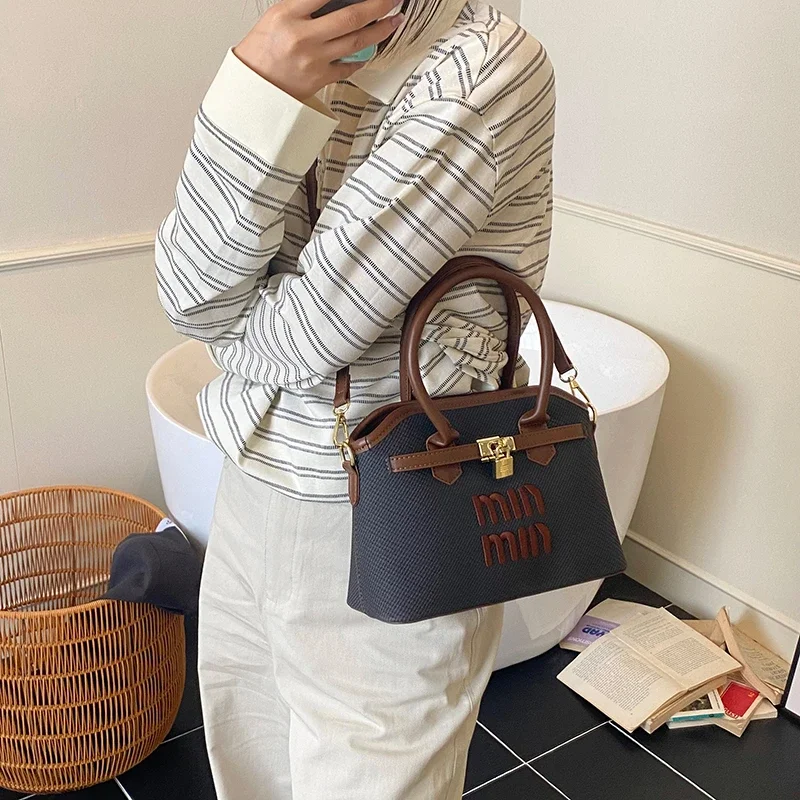 

Luxury Minimalist Diaper Bags For Women Simple Elegant Leather Handbag Vintage Designer Trendy Fashionable Tote