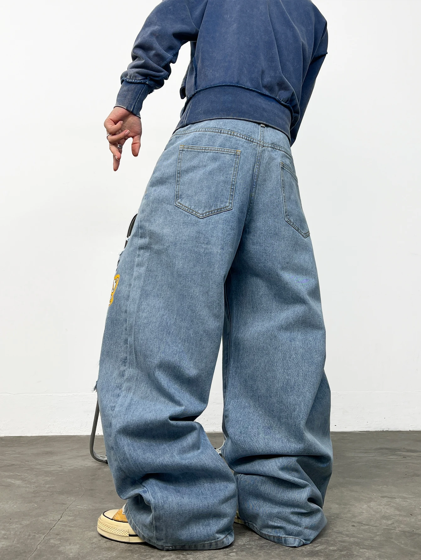 Men's High-Street Art Print Ripped Blue Baggy Jeans Y2K Streetwear Hip-Hop Trend Skate Style Versatile Wide-Leg Pants