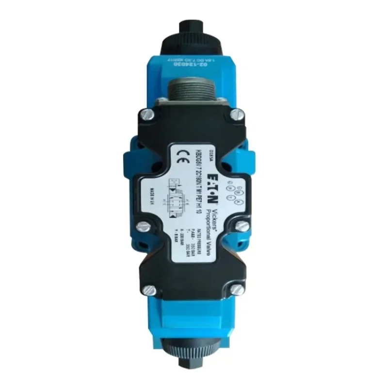 Hydraulic directional control with main spool feedback amplifier
