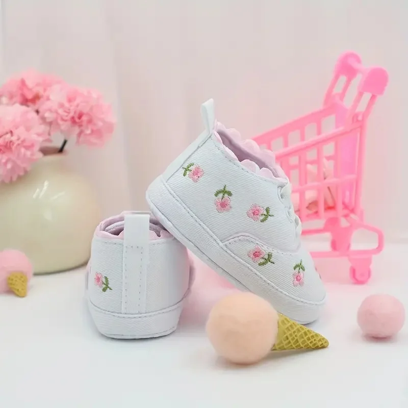 Zapatos para caminar con estampado de flores adorables para niña, cómodos, antideslizantes, informales, adorables, con cordones, para actividades al aire libre infantiles