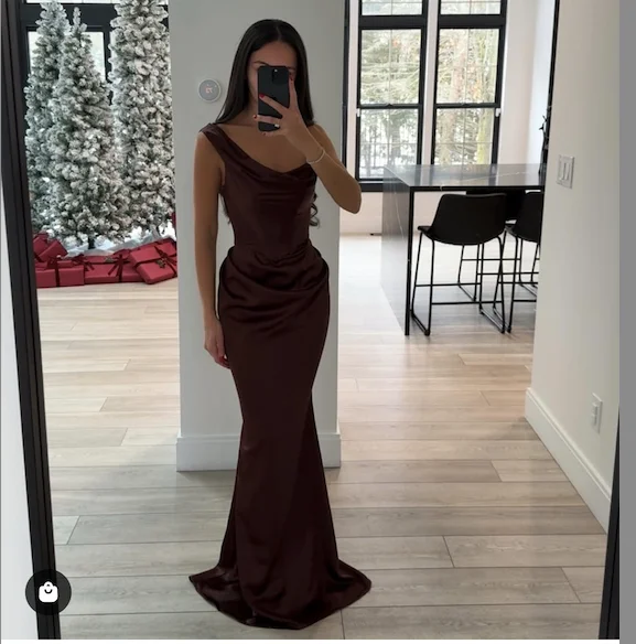 

Red Wine Customized Measures Evening Dress Mermaid 2026 Sleeveless Formal Gowns Spandex Court Train Simple