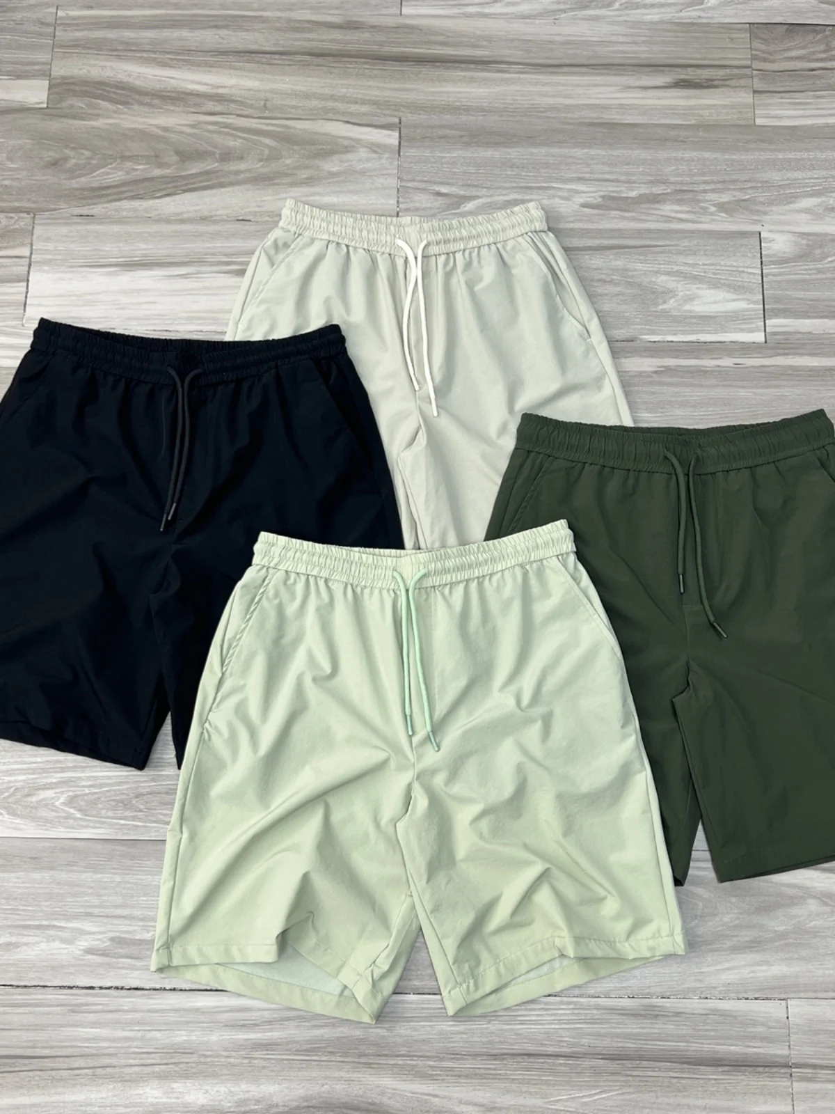 

LULU Men's Lightweight Breathable orts Qui Dry Versatile Casual Sports Urban Faion orts Summer Five-Point Pants