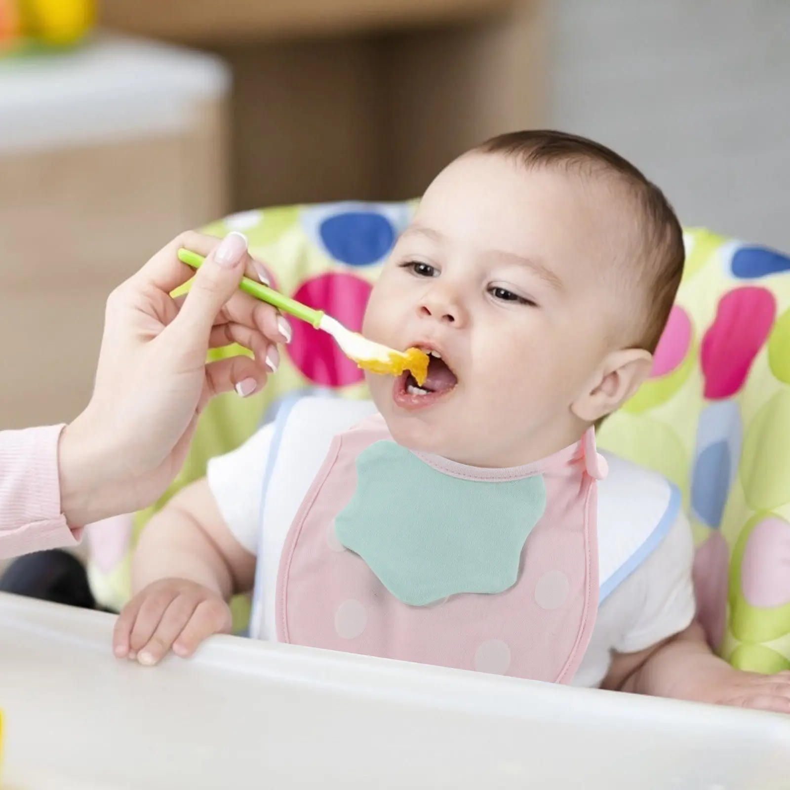 

2Pcs Baby Strawberry Bibs Soft Comfortable Cotton Absorbent Infant Bibs Rotatable Feeding Saliva Towel Reusable for Home Travel