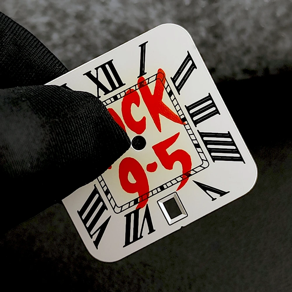 قرص NH35 27 ملم قرص مربع شعار مخصص بدون قرص مضيء مناسب لملحقات ساعة الحركة NH35