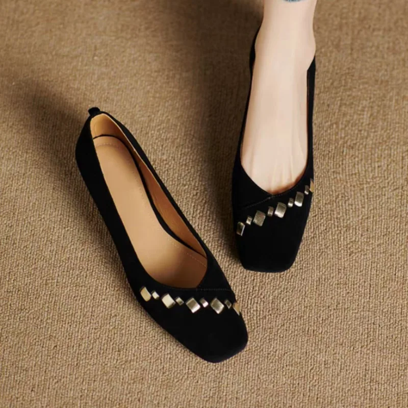Women's Vintage Square Toe Low Heel Shoes Fashion Shallow Suede Studded Soft Sole Non-Slip Wear-Resistant Single Shoes