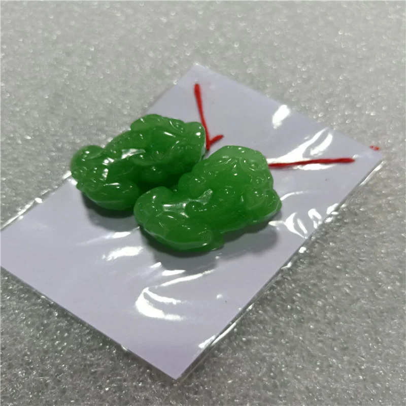 Tedarik takı Bashan kurutulmuş yeşil demir Longsheng Pi Pi kolye tam yeşil zümrüt jadediyyapılandırma