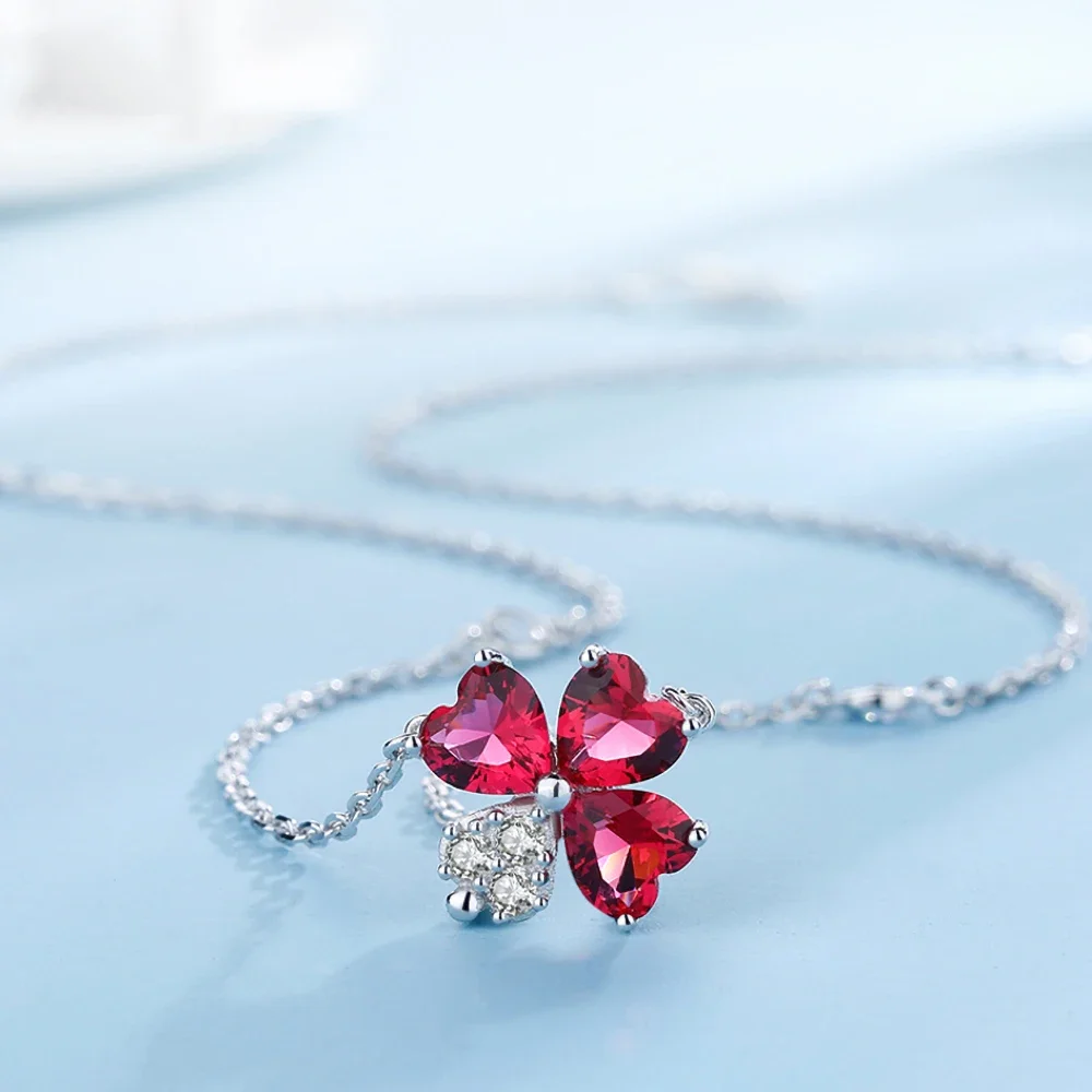 Natural Crystal Four-Leaf Clover Necklace Luck Silver Simple Clover Clavicle Chain Red Color and Blue Color