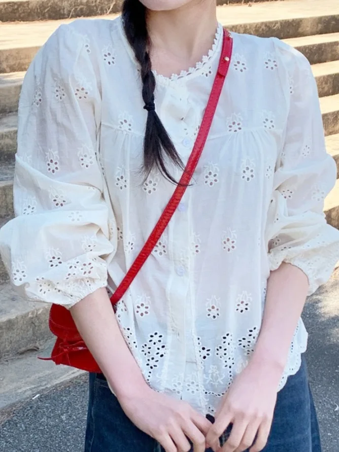 

Korean Style Long Sleeve Embroidered Hollow out Shirt Women's Unique Ageless Fashionable Top Trendy round Neck Button up