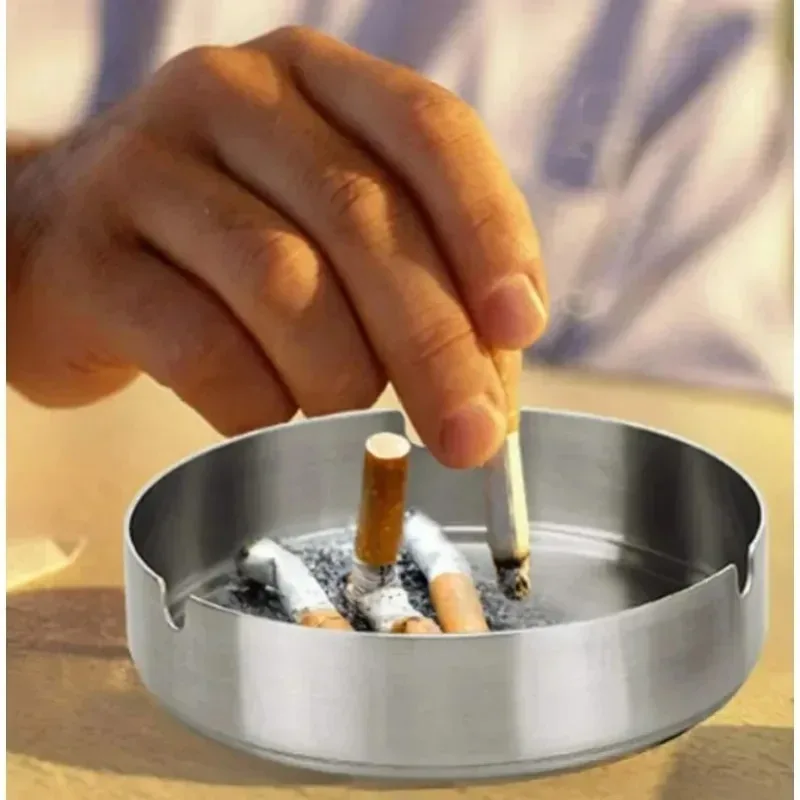 

Stainless steel ashtray, home anti fall internet cafe, hotel, restaurant, circular minimalist ashtray