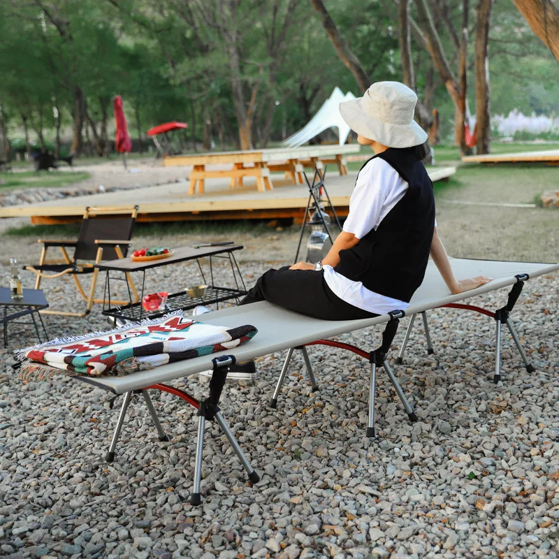 Cama de Camping Dobrável em Liga de Alumínio Ultraleve, Cama Portátil para Camping, Caminhadas, Viagens de Carro e Descanso no Escritório