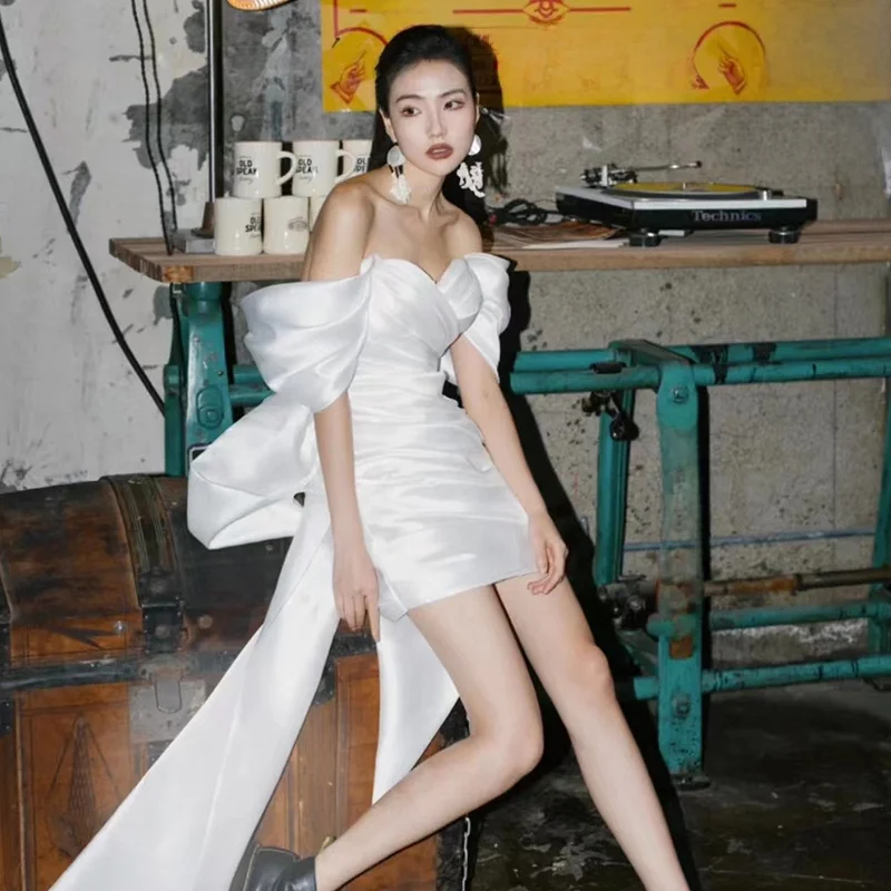 

Простое винтажное атласное свадебное платье на одно плечо для помолвки, белое, с пышной юбкой-пачкой