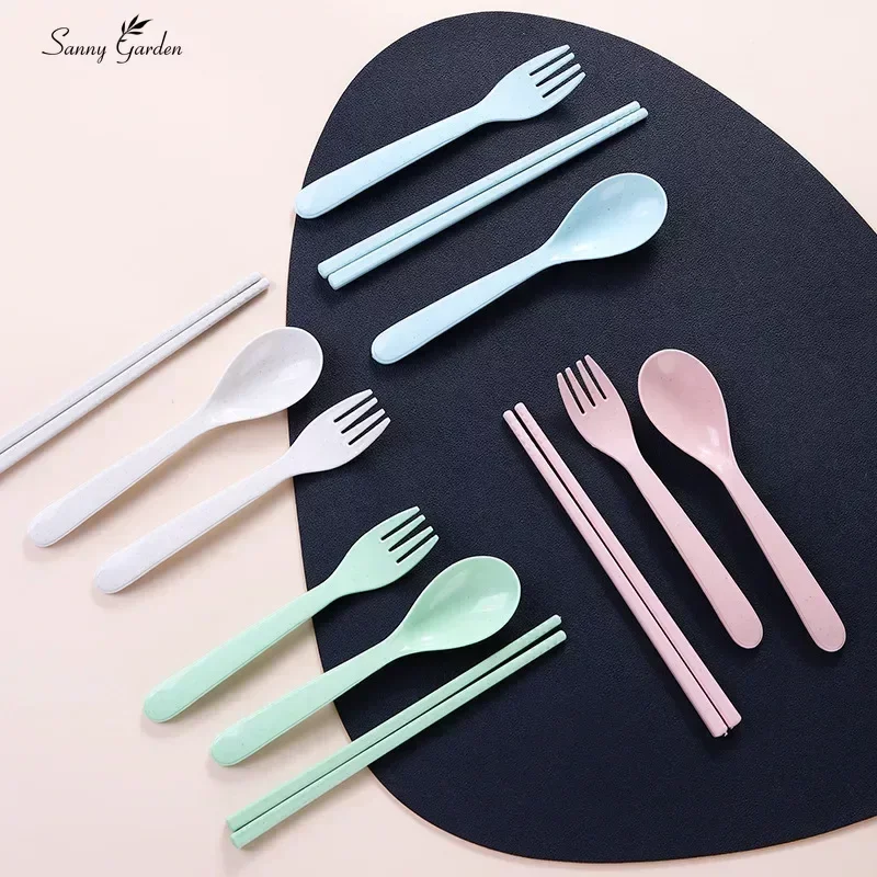 1 Set Tableware Set Made of Wheat Straw Material Three Piece Set of Children's Portable Tableware Spoon Fork Chopsticks Small