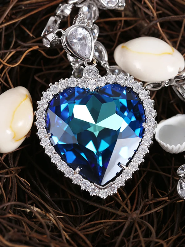 Heart Of The Ocean Rose Heart Shape Blue Necklace Pendant Women Sweater Necklace Metal Jewelry Lovers Couple Birthday Gifts