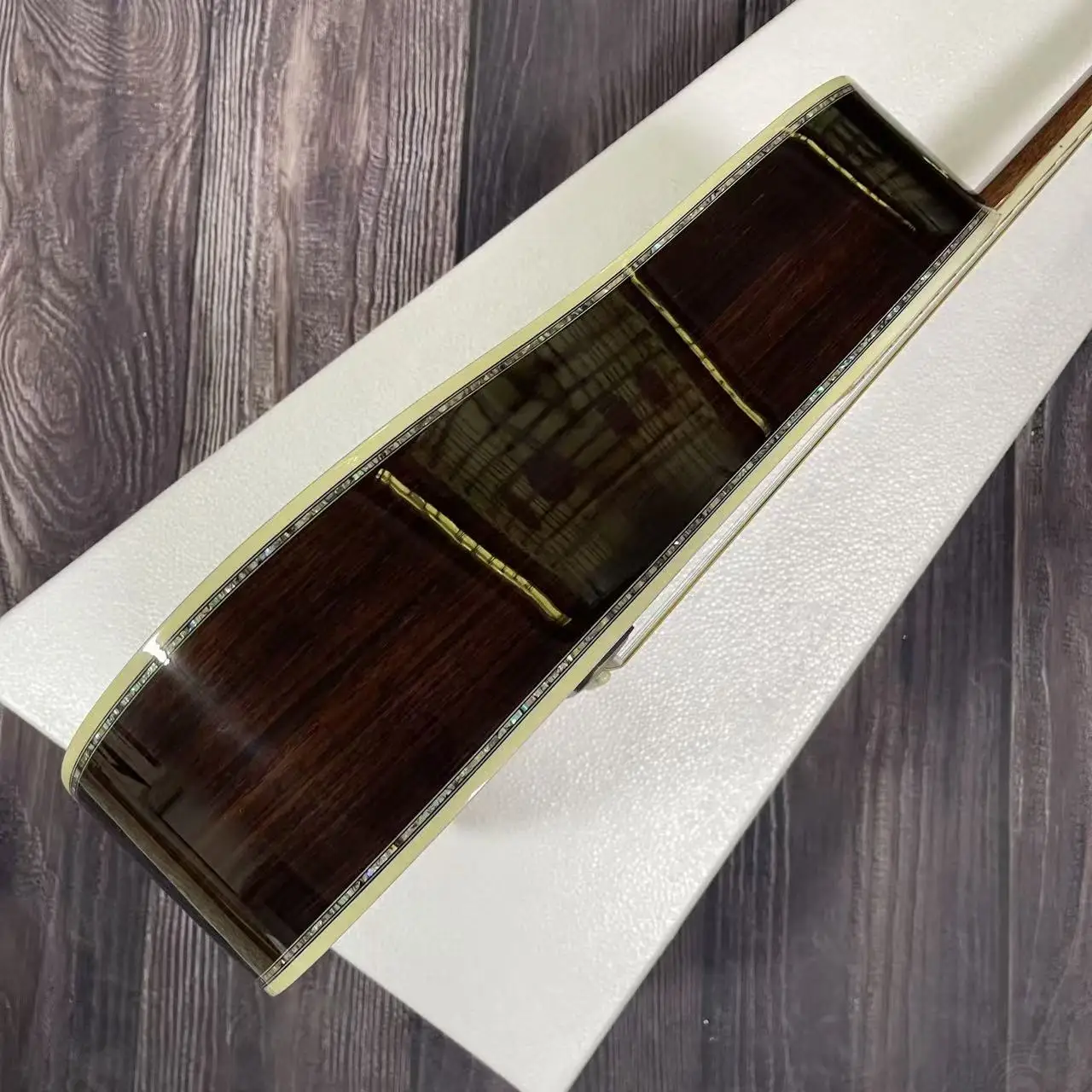 

Роскошная ваза из натурального дерева D45, панель из цельного дерева, накладка из ели, гриф из черного дерева, 6-струнная высококачественная акустическая гитара из цельного дерева