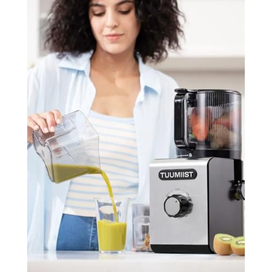 6.5インチの大きな投入口を備えたコールドプレスジューサーマシン。果物や野菜を丸ごと投入できる設計で、高いジュース収量効率を実現。