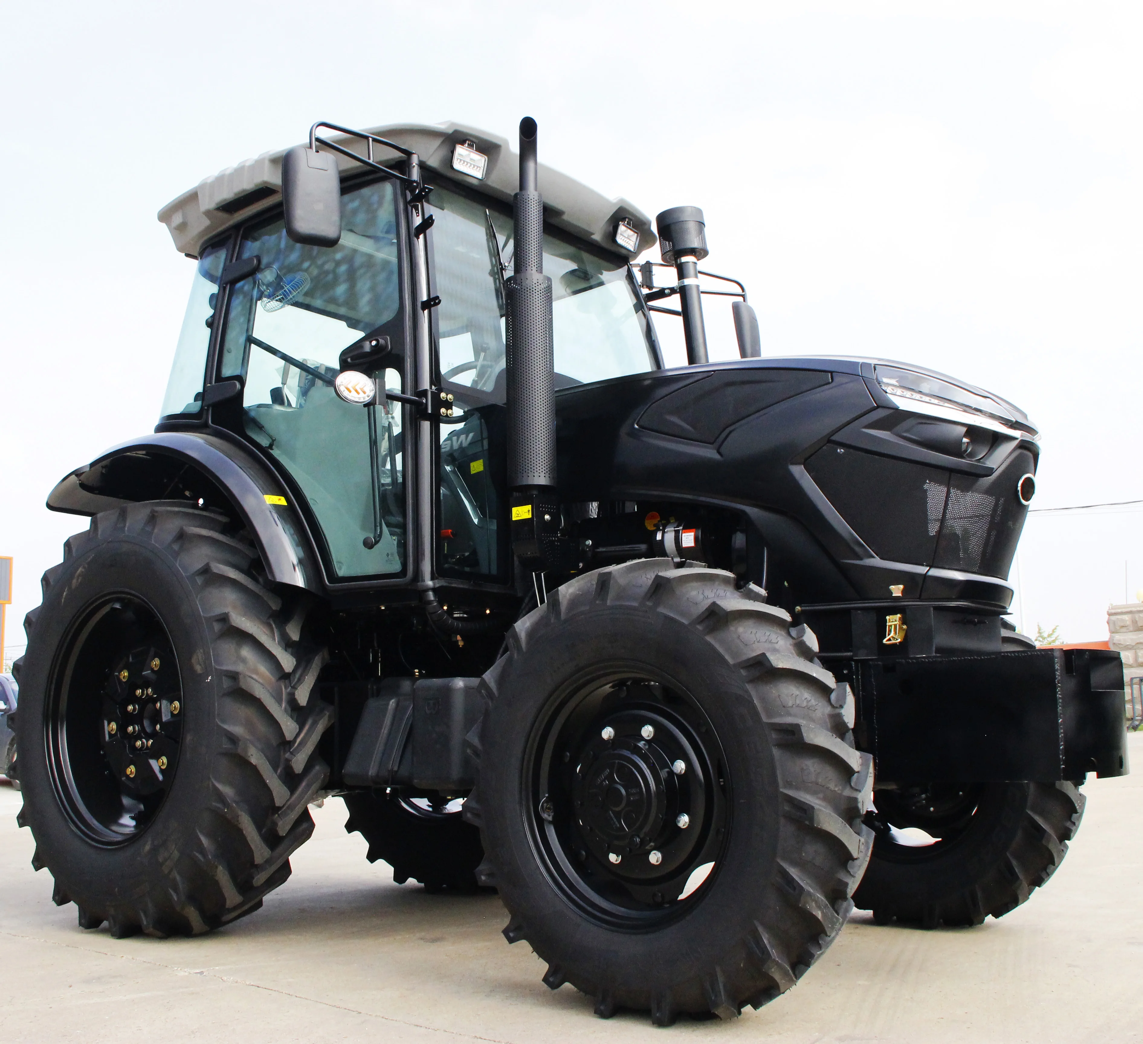 Multifunctional Farming Tractors Diesel 4x4 Wheel Drive 4WD 110HP 120HP 130HP 140HP 150HP Tractor 100HP