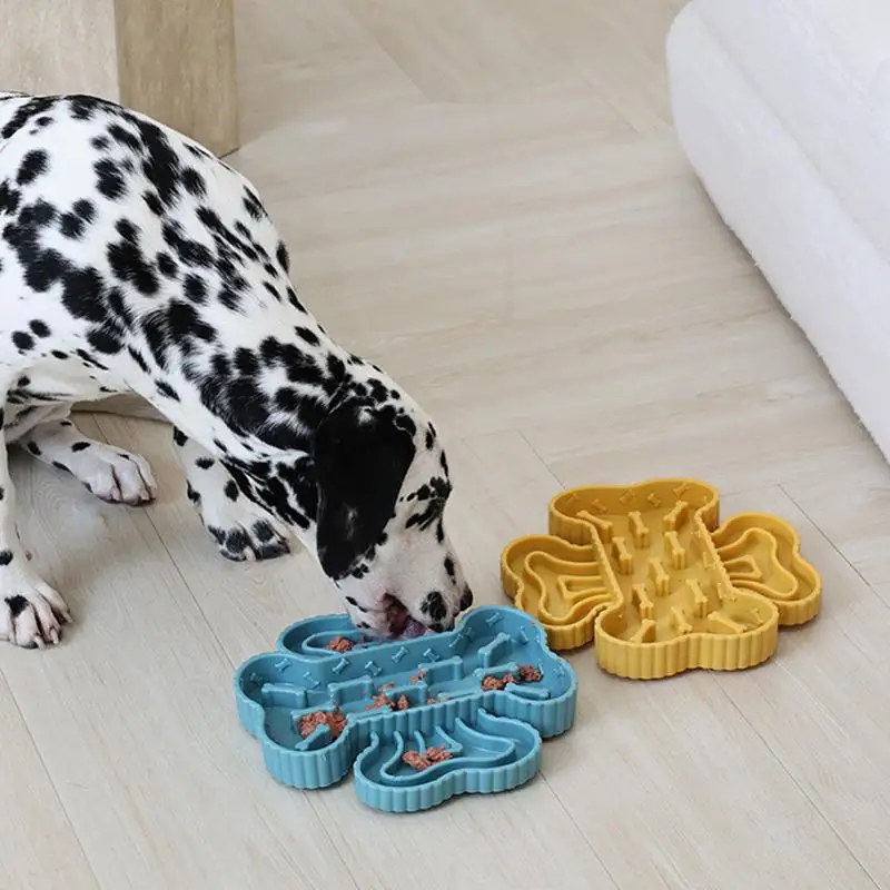 Slow Dog Feeder Bowl Suction Cup Pet Food Dispenser Anti-Choking Dog Slow Feeder For Mental Stimulation Puppy Training Senior