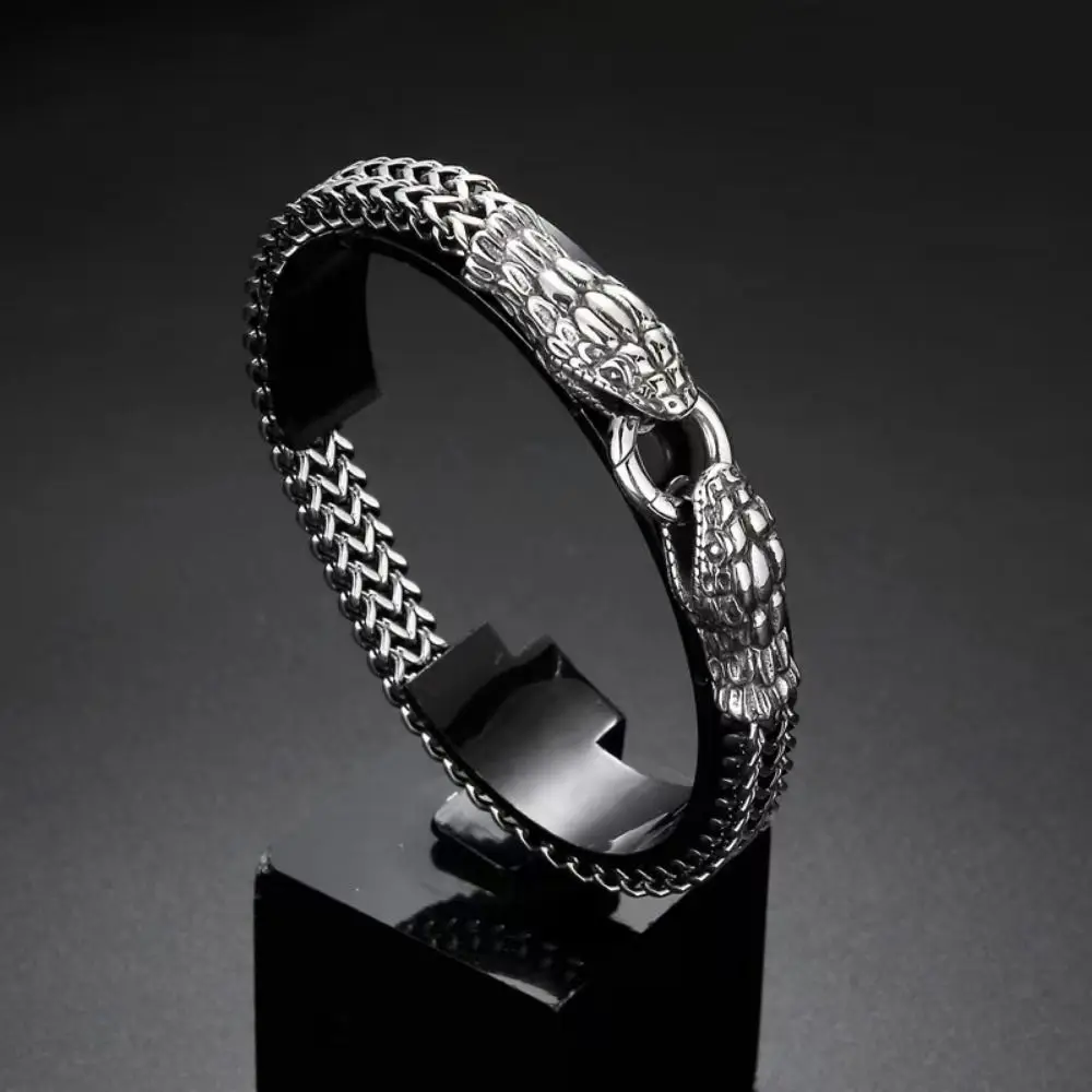 Fashion Double-Headed Snake Bracelet High Quality Gold/silver Hollow Witch Pendant Bracelet Hollowing Out Personality