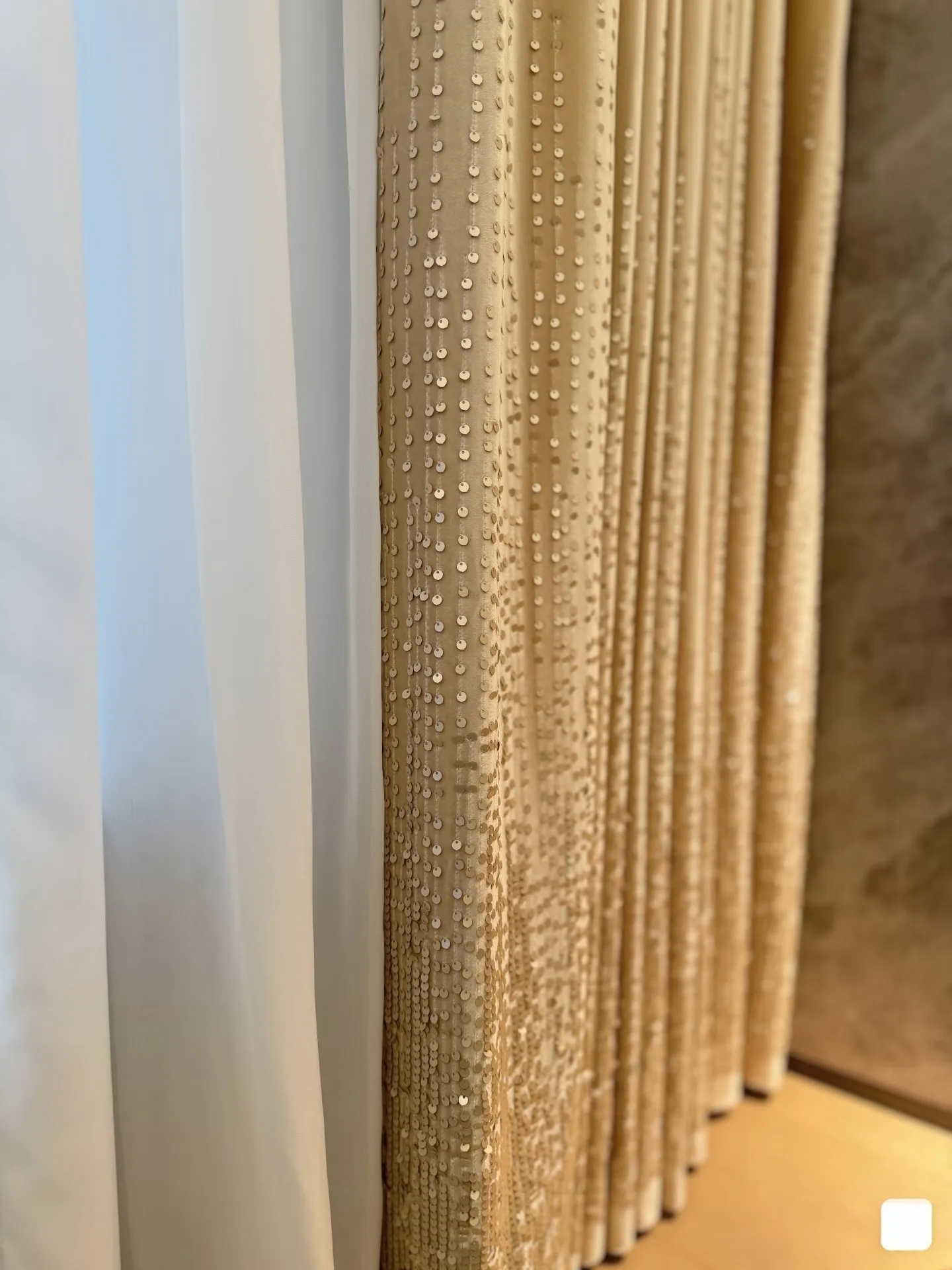 New Product French Beige Gold Wave Woven Curtains for Living Room and Bedroom Custom Door Curtains Finished Gold Products