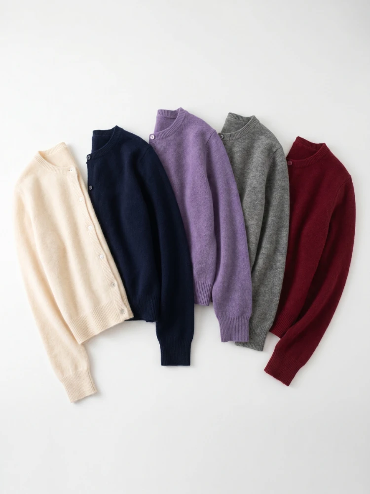 Korean Knitted Women's Cardigan 2026 Vintage Long Sleeve Y2k Tops Autumn Winter Fashion O-Neck Versatile Slimming Basis Sweater