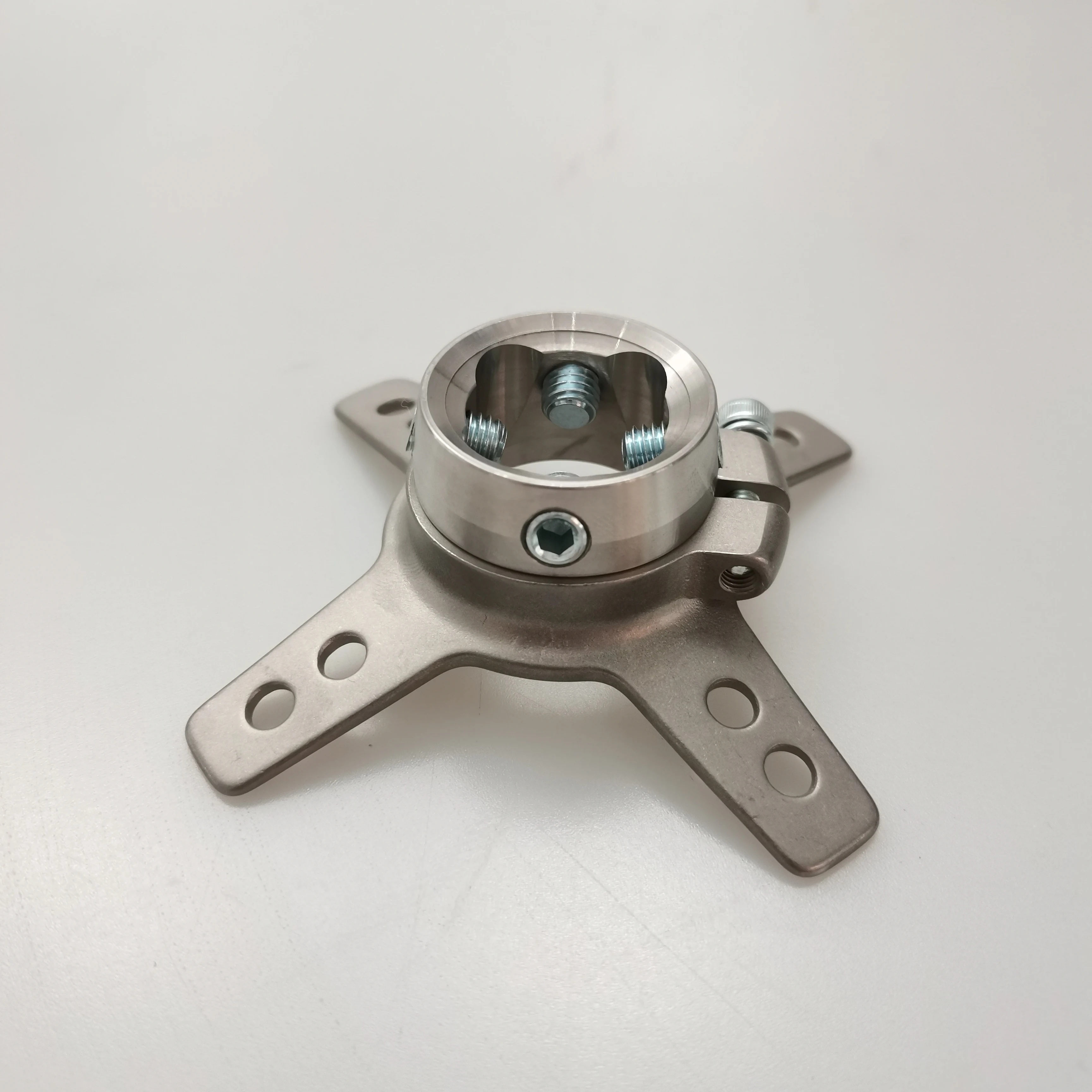 Manufacturer Customization Female Four Jaws Stainless Steel