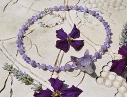 Pale violet Amethyst wolf necklace, lilac jewelry, lavender purple crystal necklace, amethyst choker, witchy pastel goth crystal