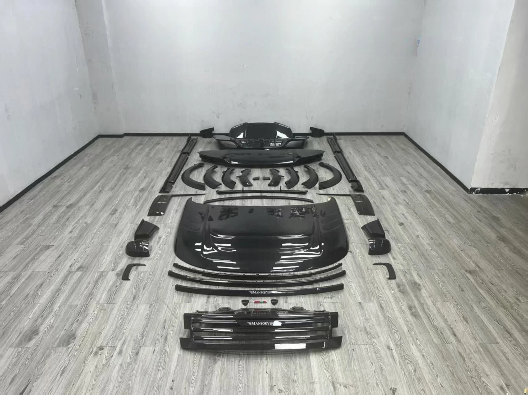 High-end Custom Body KitsFor Rover Range Rover Upgrade - MSY Style Dry Carbon Exterior Kit (Factory Direct)