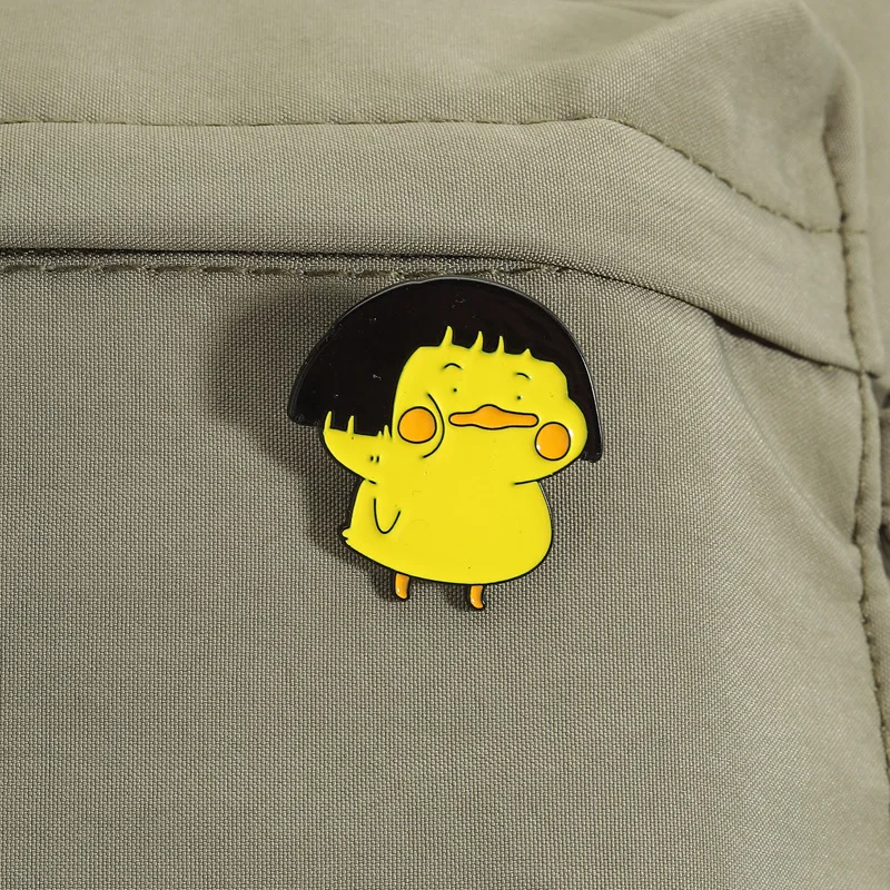 Cute Animal Brooches Watermelon Mascot Little Yellow Duck Metal Badges Small Gifts Wholesale Lapel Pins for Backpacks Brooch