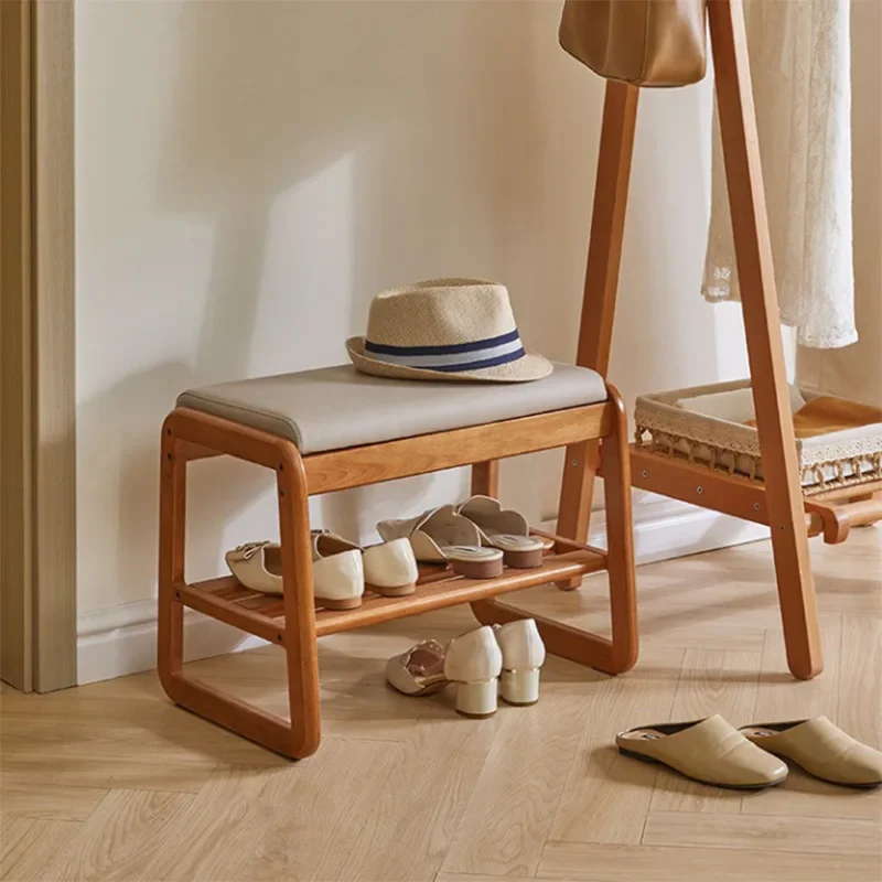 

Solid Wood Shoes Changing Stool At The Door of The Home Can Sit on Shoe Rack When Entering