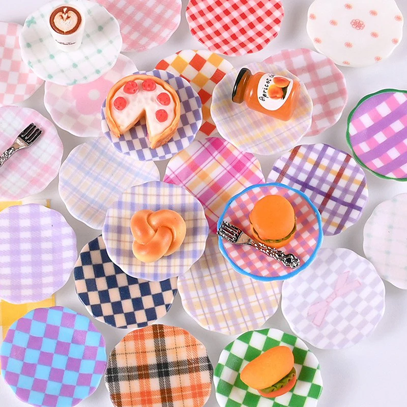 10pcs Mini Resin Food Dishes Tableware Miniature Doll House Accessories Dollhouse Trays Plates Doll Kitchen Toys