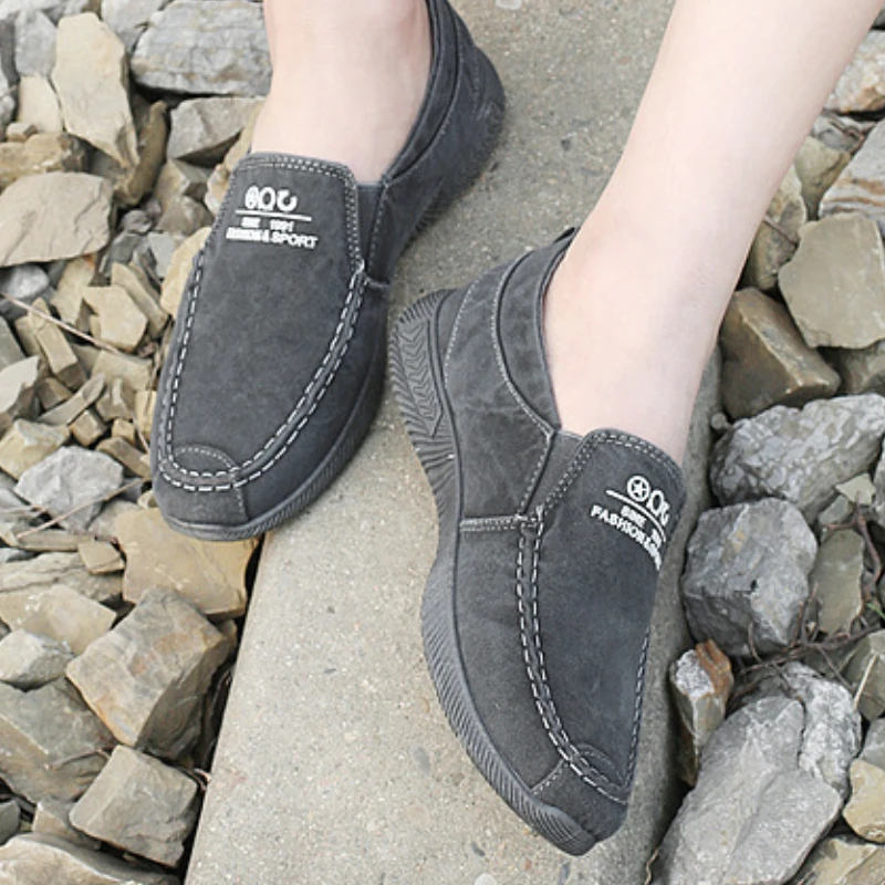 Denim Men\'s Canvas Shoes Slip on Sneakers Male for Summer 2025 New Outdoor Driving Moccasin Trendy Vintage Loafers Shoes for Men