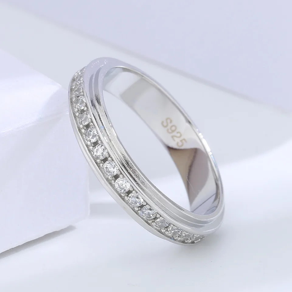 Buyee 925 Sterling Silver Wedding Ring Light White Zircon Elegant Sweet Ring Finger for Women Girl Classic Fine Jewelry Circle