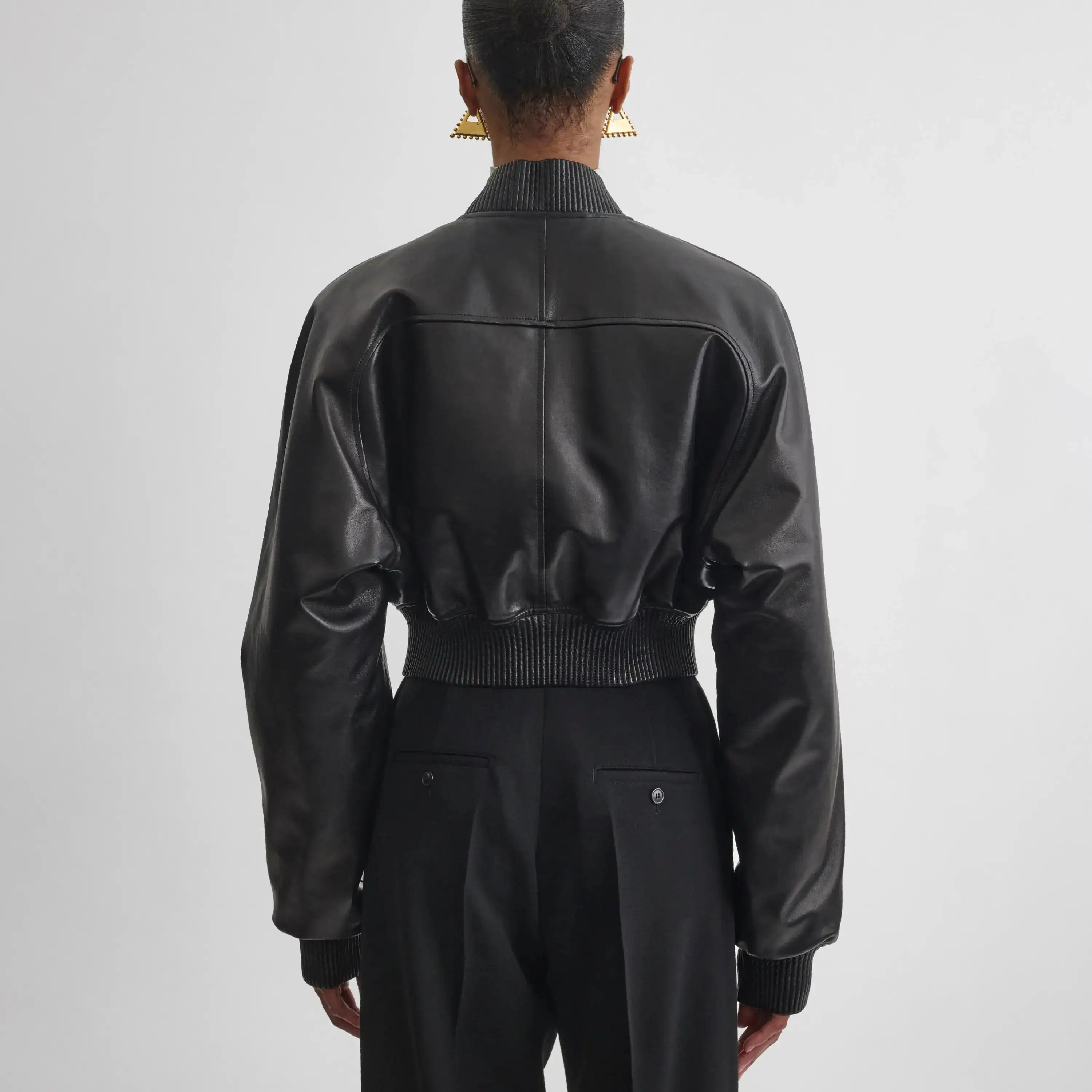 السترة النسائية الجديدة، سترة Phoebe Philo، مصنوعة يدويًا من قبل المصممين الكبار #3