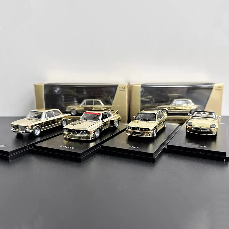 

1:64 Scale M3 3.0 CS Z8 2002 Simulation Alloy Car Model Static Display Gift Toy Collectible Souvenir Decoration