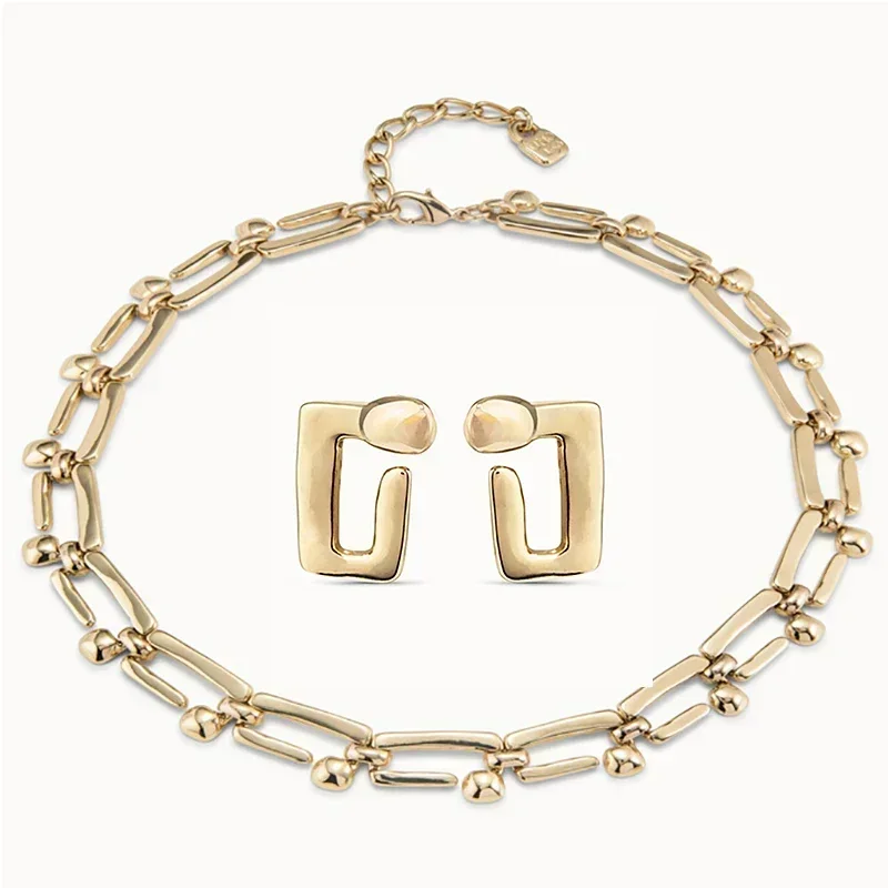 2024 Spain UNO Retro Punk Hip Hop Style Gold Nail Shaped Earrings Necklace Jewelry Set Women's Gift