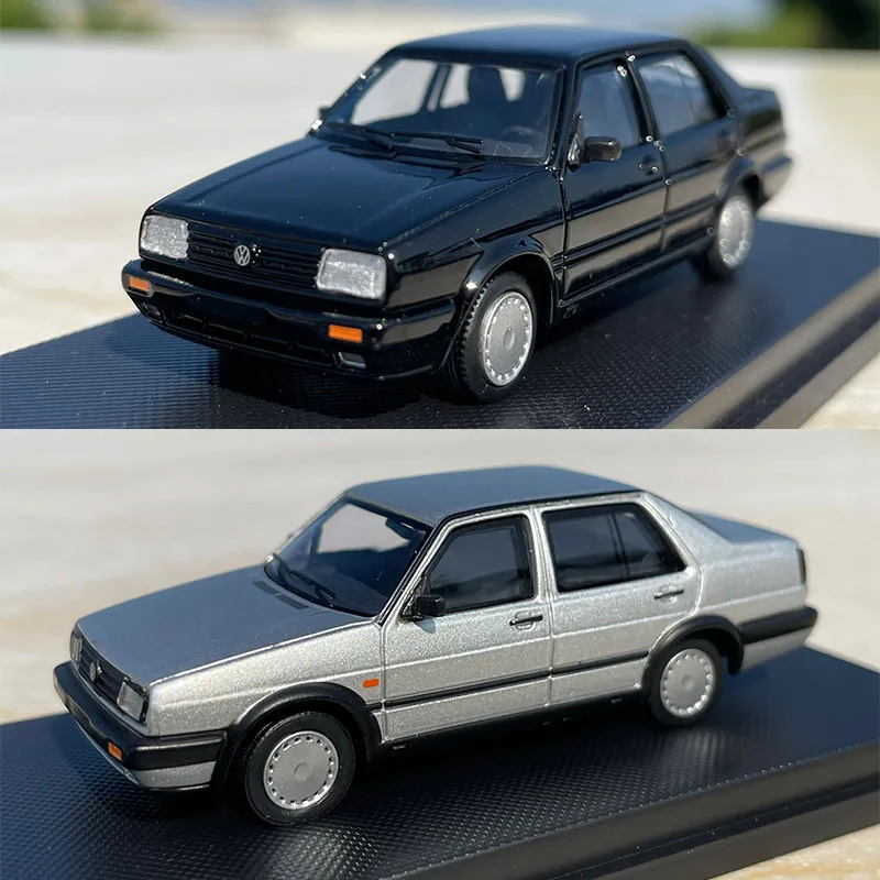 Diecast 1:64 Scale VW Jetta Simulation Alloy Car Model Static Display Collectible Gift Toy Decration Souvenir