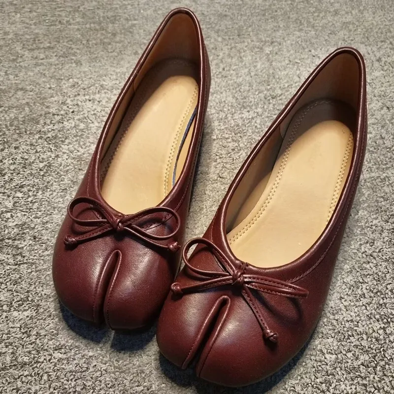 Lente Zomer Microfiber Leer Split Teen Vrouwen Pompen Mode Geplooide Designer Lage Hakken Tabi Zachte Zolen Loafers Casual Schoenen