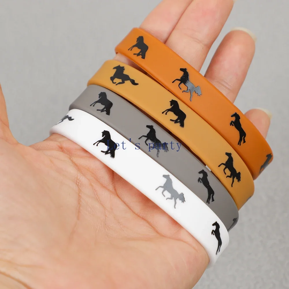 12Pc Cowboy Theme Party Silicone Bracelet Horse Wristbands for Western Boy Birthday Bachelorette Wedding Party Favors Decoration