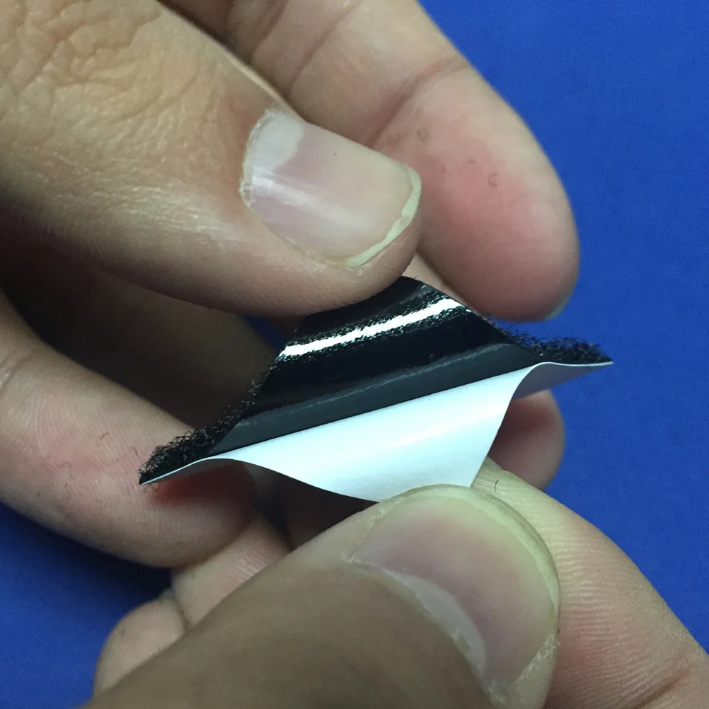 30 قطعة منصات حلقة هوك عدم الانزلاق السجاد القابض مربع لأرضيات بلاط الخشب الصلب غرفة المعيشة غرفة نوم الحمام هوك #1