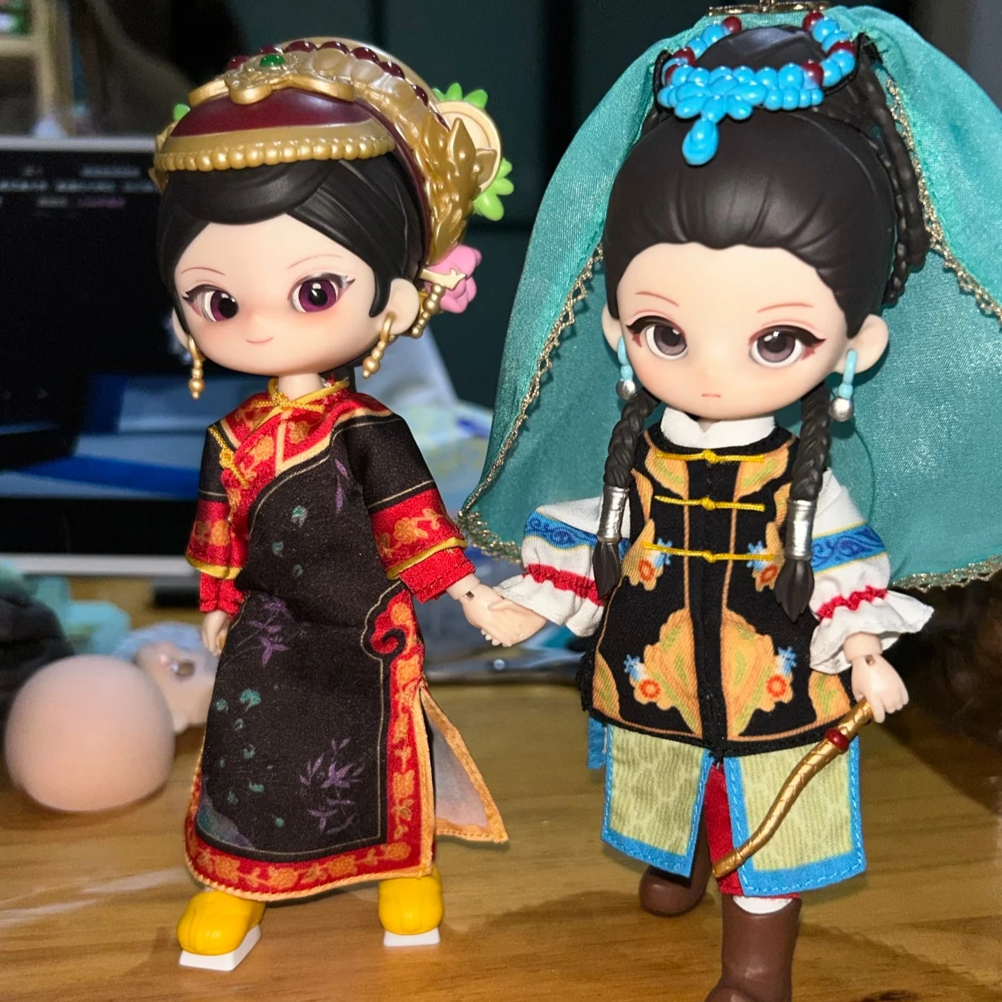 

Zhen Huan Zhuan 2nd Gen Bjd Mystery Box 1/12 Scale Posable Joint Doll Fashion Toy Desktop Decoration Gift For Fans Collector