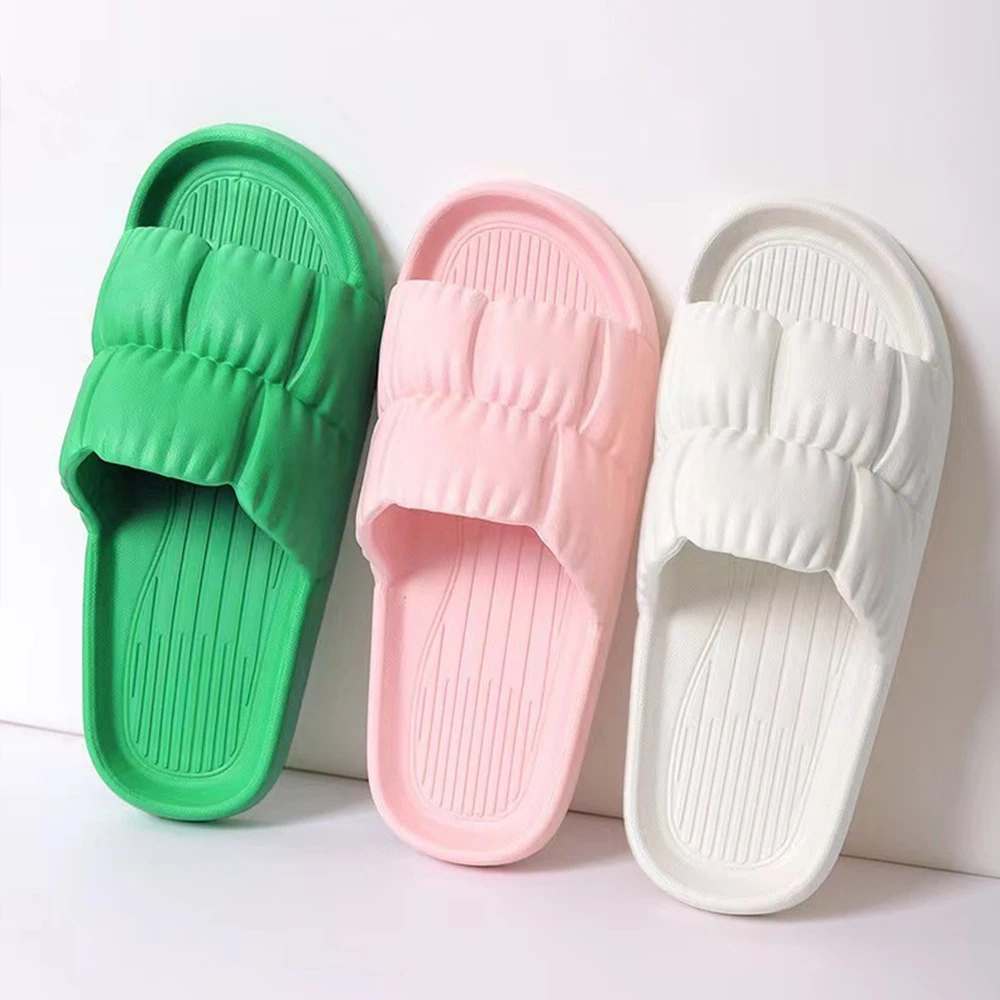 Shoes Woman 2024 Trend Soft Sole Cloud Slippers Thick Platform Indoor Outdoor Beach Sandals Summer EVA Non Slip Flip Flops Women