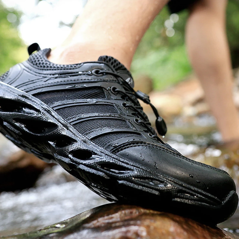 Outdoor Fishing Wading Water Shoes Men Summer Lightweight Mesh Breathable Hiking Sports Beach Shoes Male Aqua Tactical Sneakers