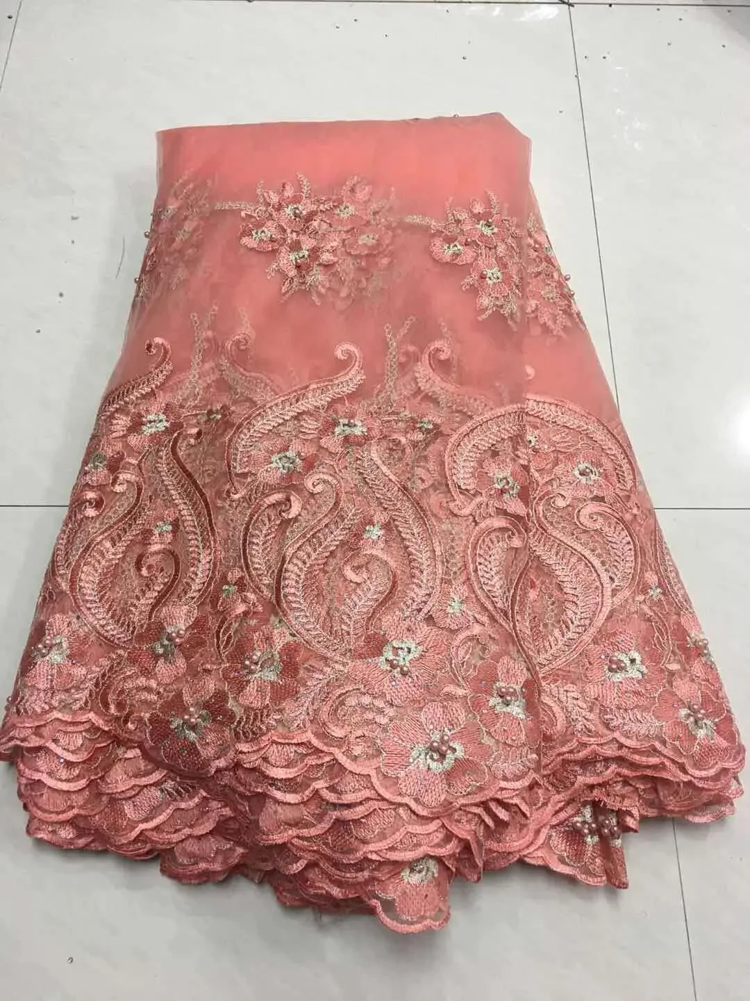 

2021 Latest French Laces Fabrics High Quality Tulle African Laces Fabric for Wedding Nigerian Tulle Lace Material ZJ268