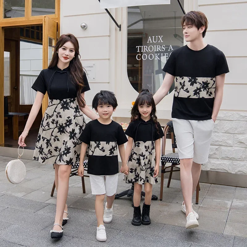 2024 Fashion Family Matching Brothers and Sister Partner Look Couple Clothing Women Mom Daughter Dress Dad Son T Shirts Sets