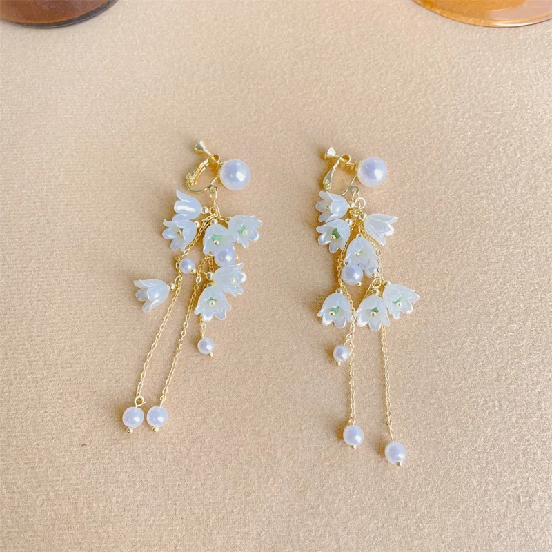 Fairy Flower White Tulip Pearl Orchid Tassel Clip on Earrings Temperament Long Ear Clip Earrings for Women Female Wedding Party